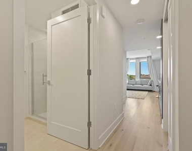 1211 Van Street Se - Photo Thumbnail 11