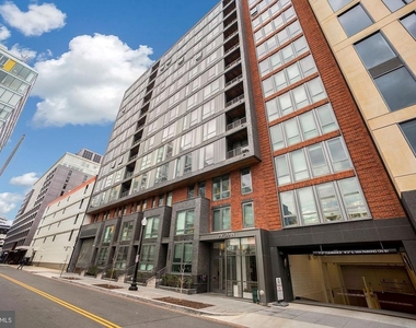 1211 Van Street Se - Photo Thumbnail 1