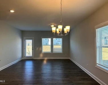 529 Eversden Drive - Photo Thumbnail 19