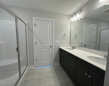 529 Eversden Drive - Photo Thumbnail 21