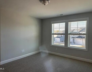 529 Eversden Drive - Photo Thumbnail 25