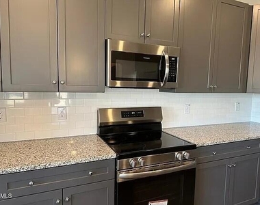 529 Eversden Drive - Photo Thumbnail 17