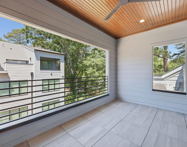 403 Chatham View Road - Photo Thumbnail 32