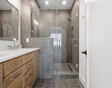 403 Chatham View Road - Photo Thumbnail 22
