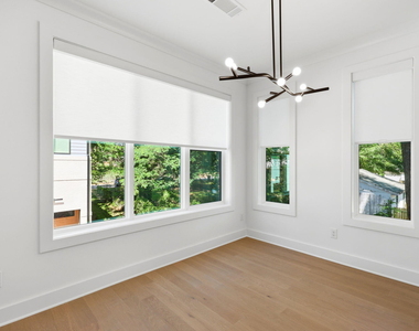 403 Chatham View Road - Photo Thumbnail 16