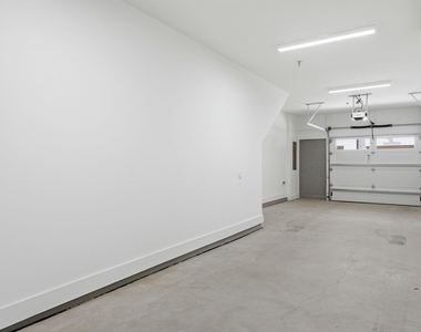 403 Chatham View Road - Photo Thumbnail 36
