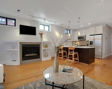 2106 10th Street Nw - Photo Thumbnail 3