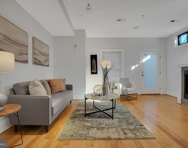 2106 10th Street Nw - Photo Thumbnail 6