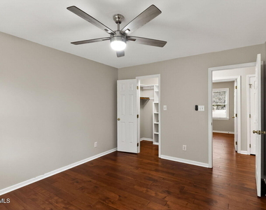 7209 Silver Maple Street - Photo Thumbnail 12