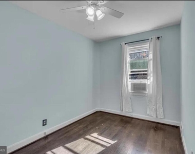 4011 Blaine Street Ne - Photo Thumbnail 5