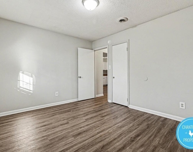 113 Florence Street - Photo Thumbnail 11