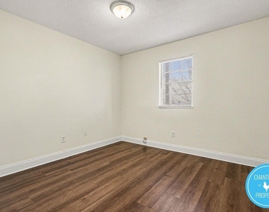 113 Florence Street - Photo Thumbnail 16