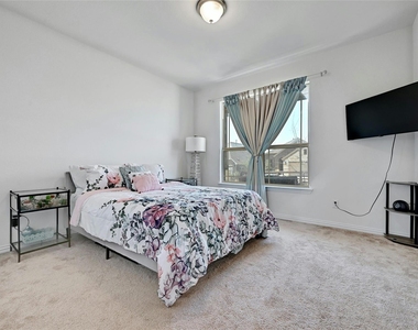 303 Cherrystone Loop - Photo Thumbnail 23