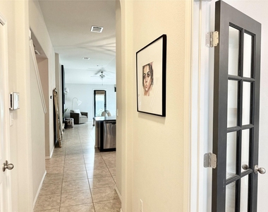 408 Wincliff Dr - Photo Thumbnail 3