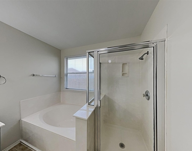 12417 Ne Sky Harbor Dr - Photo Thumbnail 9