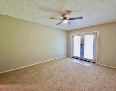 1310 Ray Berglund Blvd - Photo Thumbnail 14