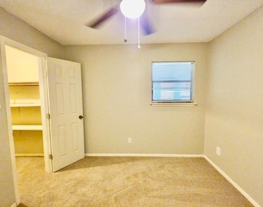 1310 Ray Berglund Blvd - Photo Thumbnail 20