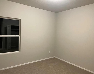 66 Bent Trail Ln - Photo Thumbnail 7