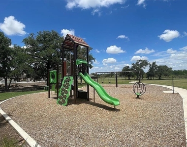 66 Bent Trail Ln - Photo Thumbnail 17