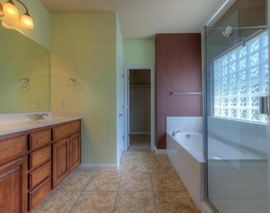 321 Limestone Trl - Photo Thumbnail 20