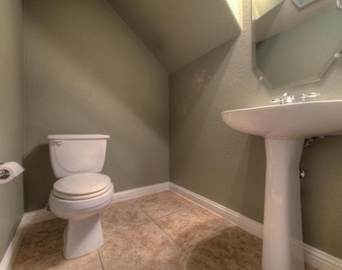 321 Limestone Trl - Photo Thumbnail 21