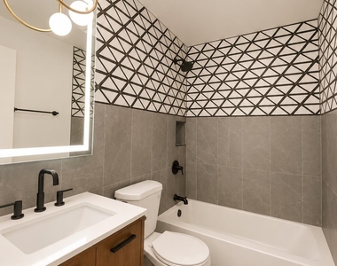 7208 Meador Ave - Photo Thumbnail 11