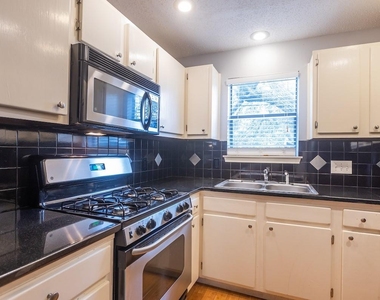 11970 Jollyville Rd - Photo Thumbnail 6