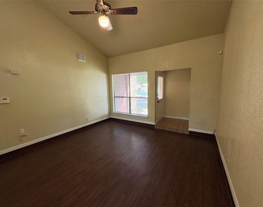 2309 Pena Cv - Photo Thumbnail 2