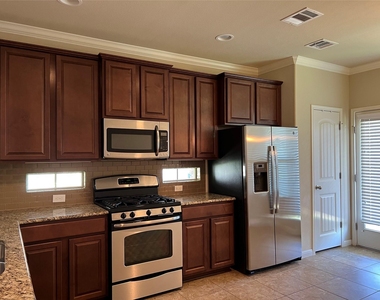 14001 Avery Ranch Blvd - Photo Thumbnail 3