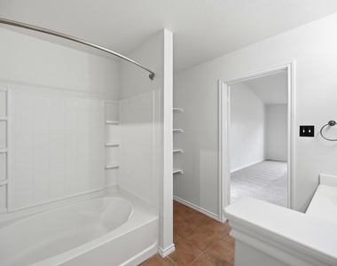 1136 Beechwood Dr - Photo Thumbnail 29