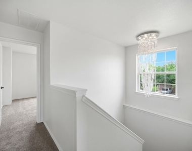 1136 Beechwood Dr - Photo Thumbnail 21