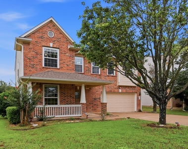 1136 Beechwood Dr - Photo Thumbnail 2