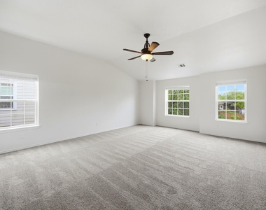 1136 Beechwood Dr - Photo Thumbnail 27