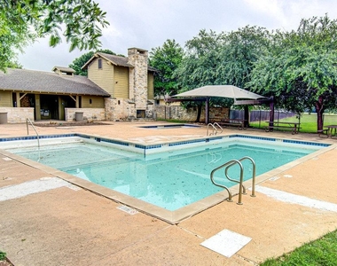 7705 Pebble Creek Dr - Photo Thumbnail 28