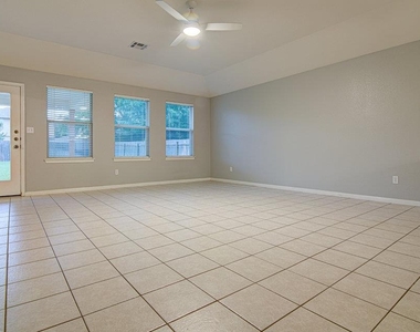 7705 Pebble Creek Dr - Photo Thumbnail 9