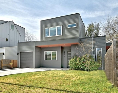 2812 E 4th St - Photo Thumbnail 1
