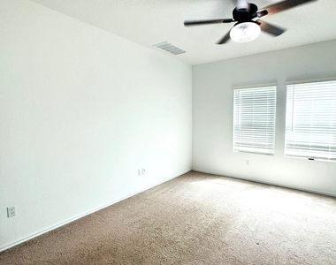 1628 Frontenac St - Photo Thumbnail 14