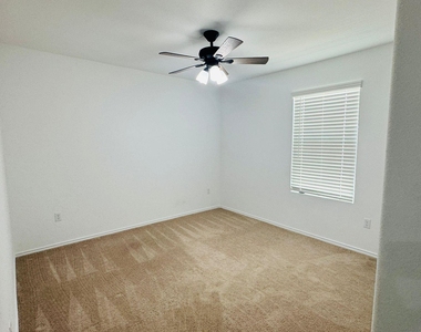 1628 Frontenac St - Photo Thumbnail 9