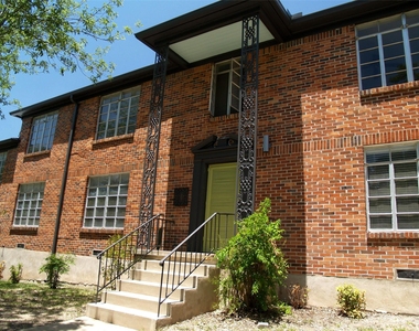3206 Tom Green St - Photo Thumbnail 11