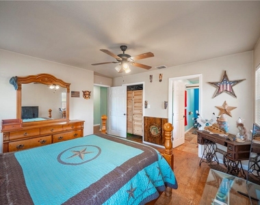 691 Tamarack Dr - Photo Thumbnail 22