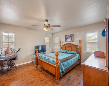 691 Tamarack Dr - Photo Thumbnail 20
