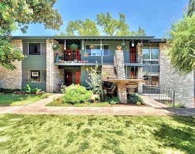 1304 Mariposa Dr - Photo Thumbnail 16