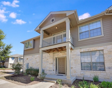 9201 Brodie Ln - Photo Thumbnail 1