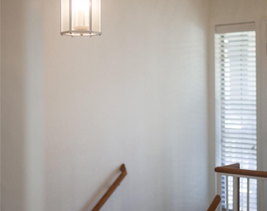9201 Brodie Ln - Photo Thumbnail 4