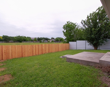 11712 Morning View Dr - Photo Thumbnail 30