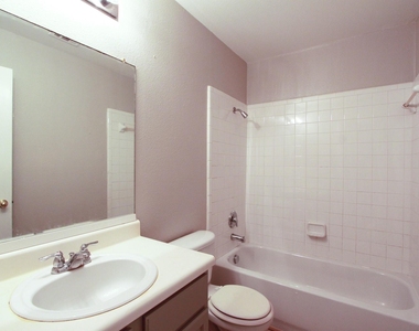 11712 Morning View Dr - Photo Thumbnail 25