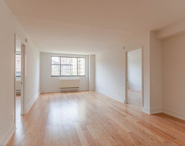 323 West 96th Street - Photo Thumbnail 1