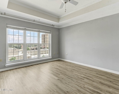 400 E Bay Street - Photo Thumbnail 69