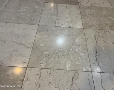 400 E Bay Street - Photo Thumbnail 66