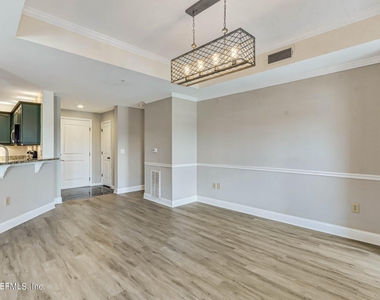 400 E Bay Street - Photo Thumbnail 53